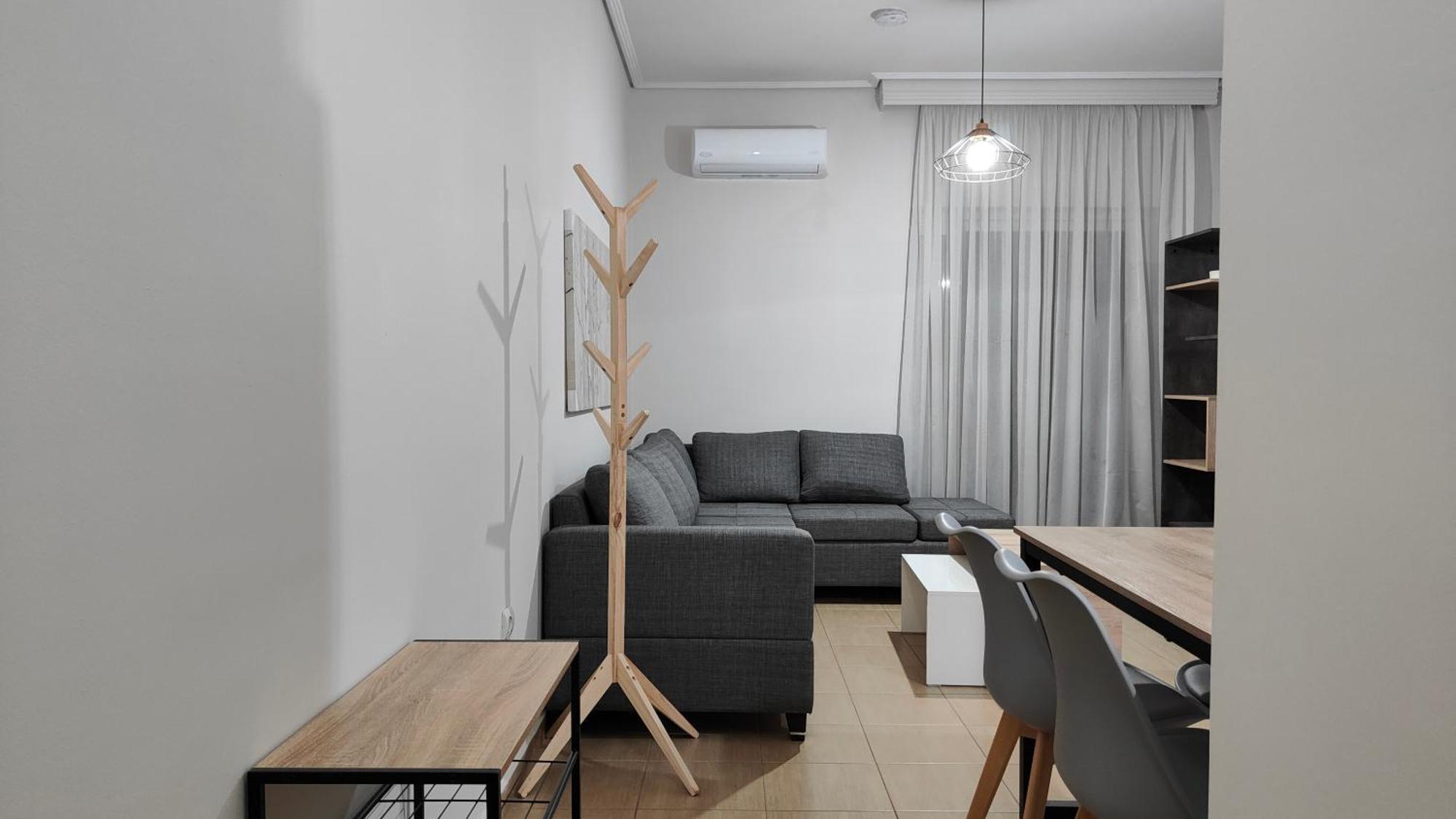 Rock&Roll 1 - Modern apartment in Trikala Exteriör bild