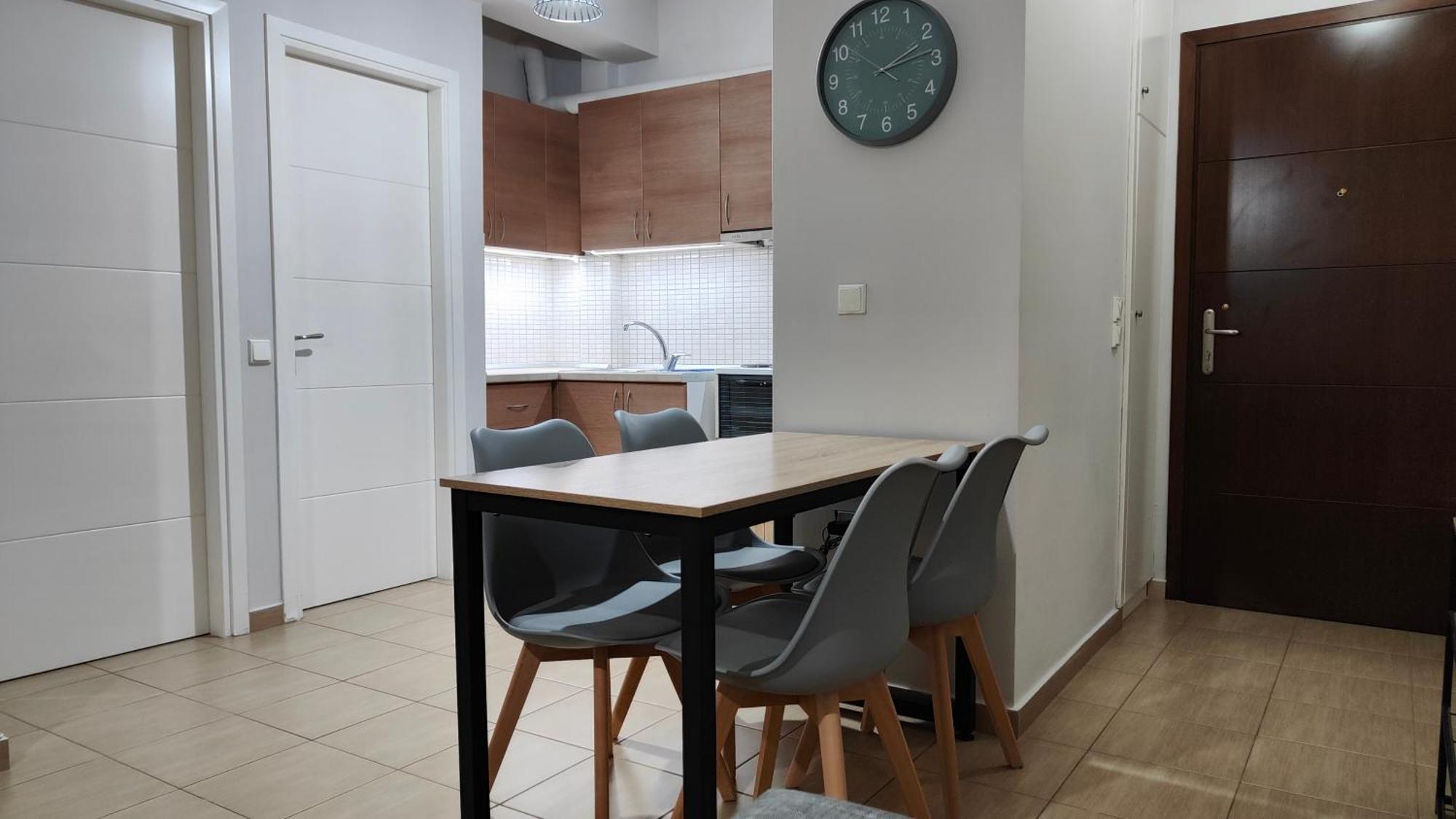 Rock&Roll 1 - Modern apartment in Trikala Exteriör bild